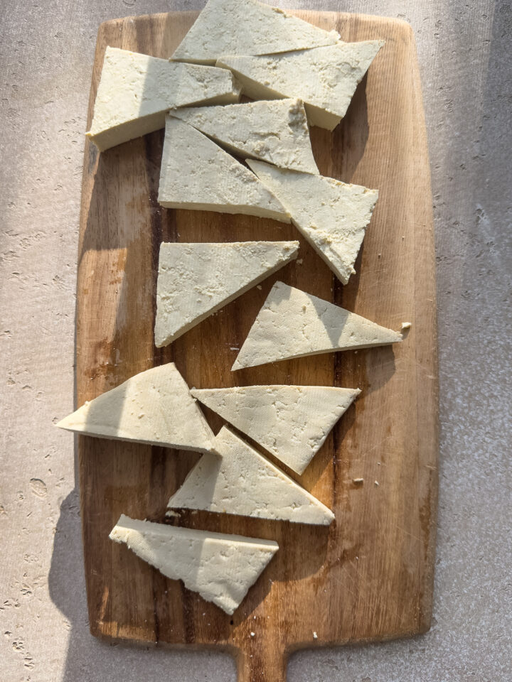Even triangle cuts for sticky tofu